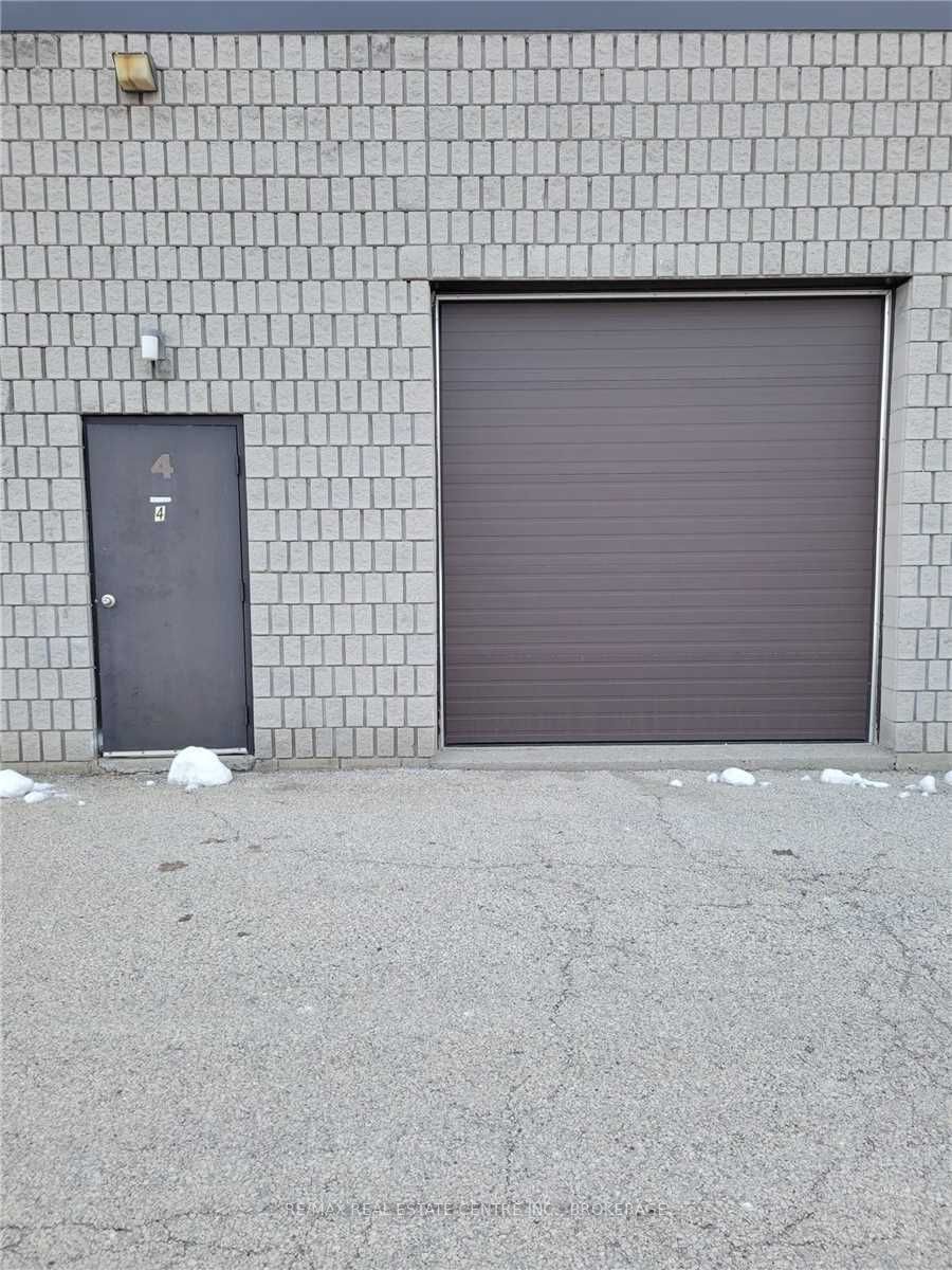 520 Coronation Dr, #4