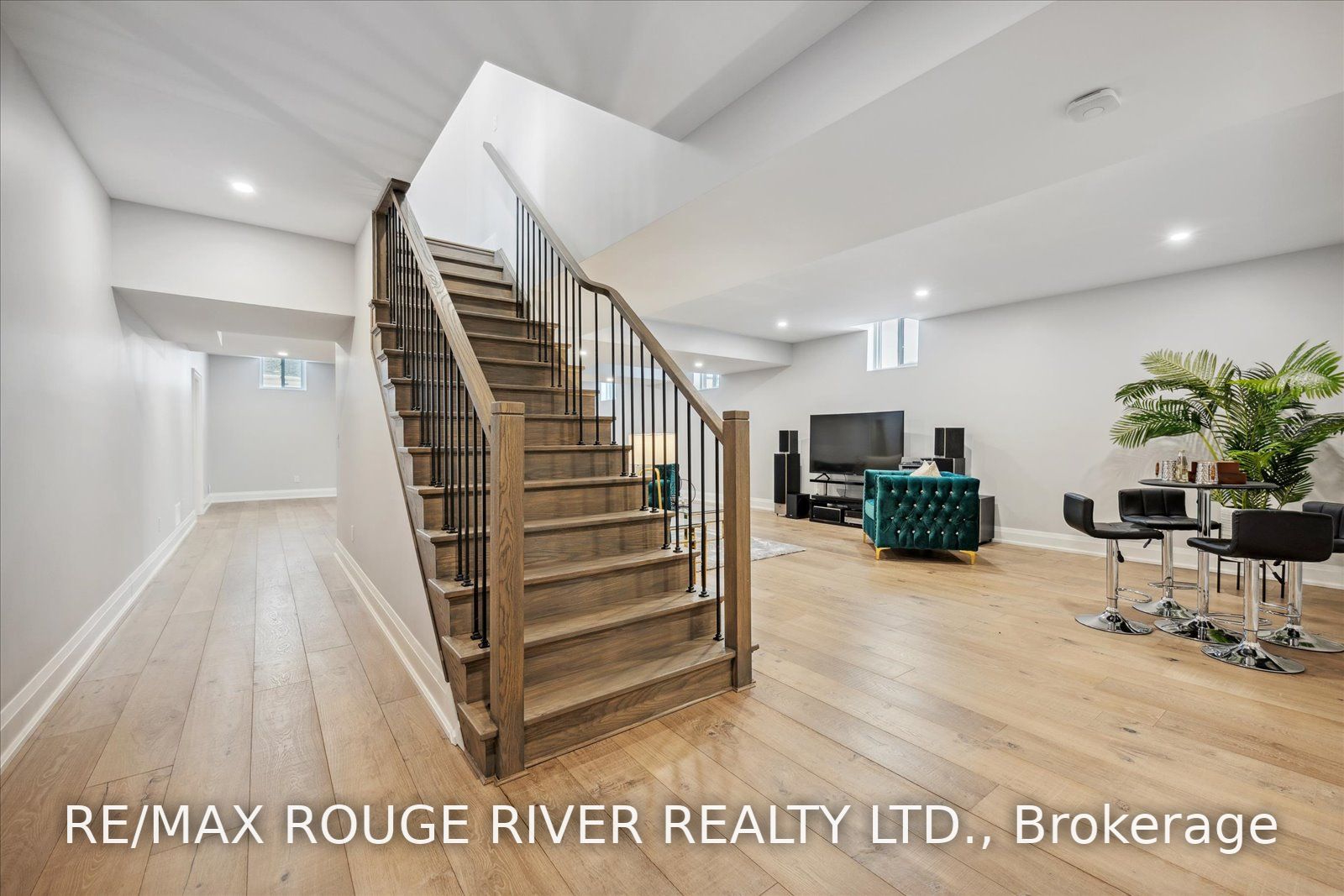 46 Charles Tilley Cres