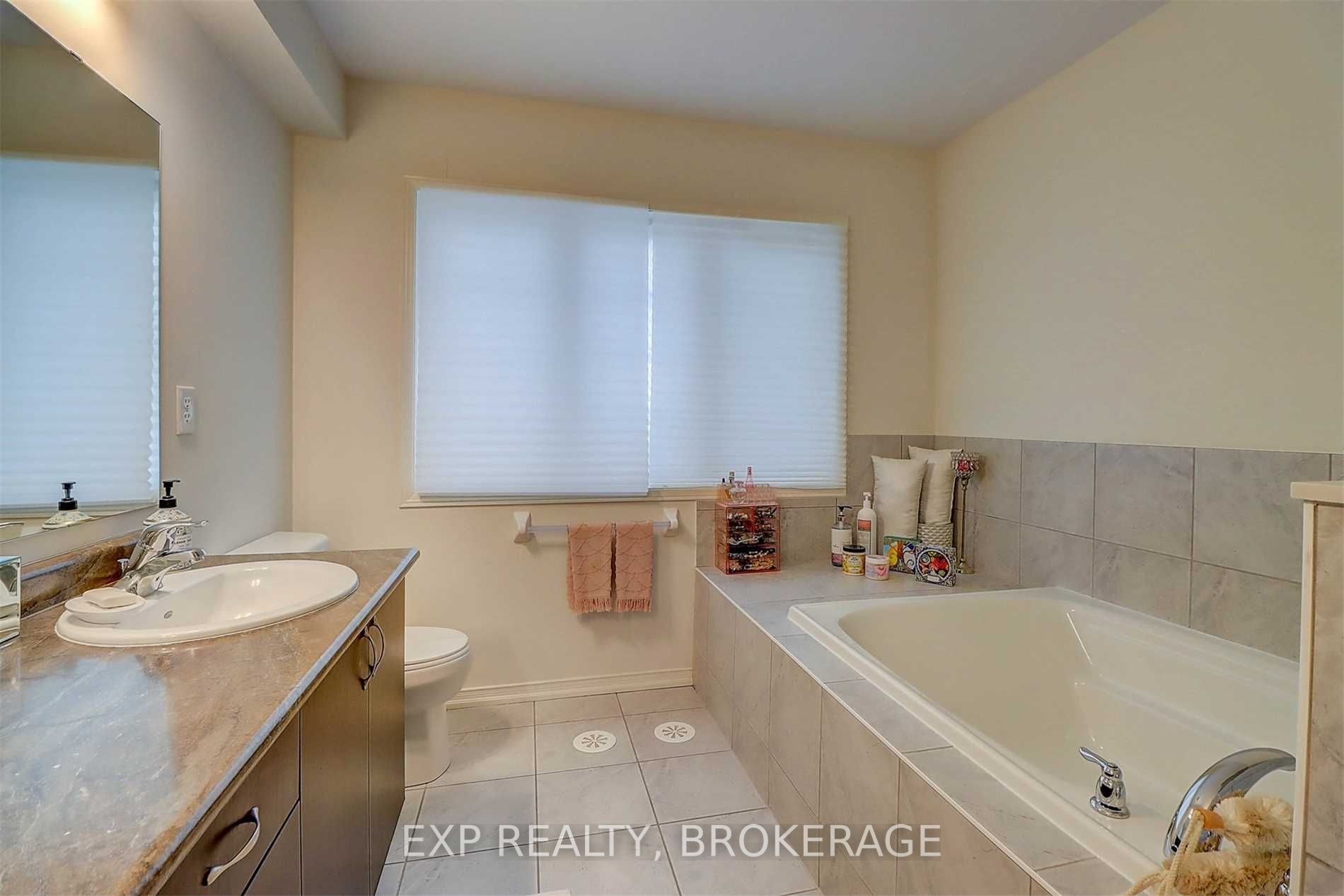 Listing E5900389 - Large Photo # 30