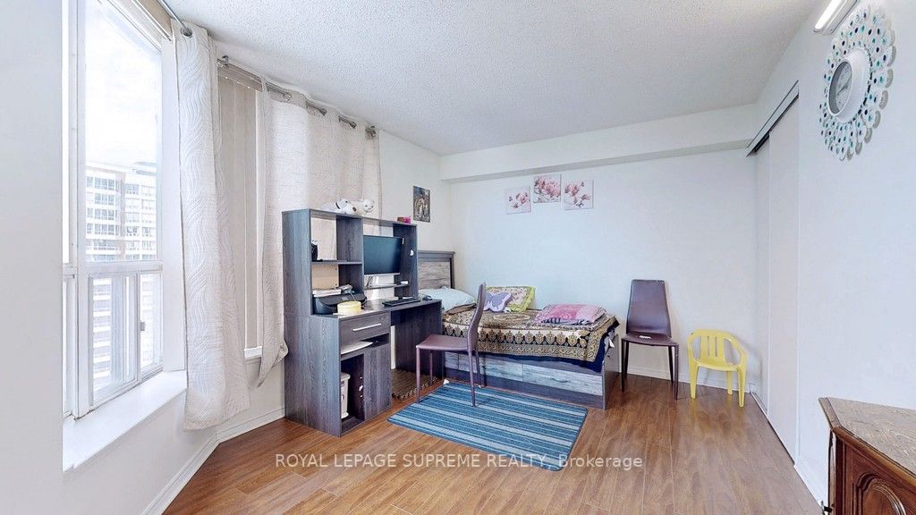 Listing E5901016 - Large Photo # 22