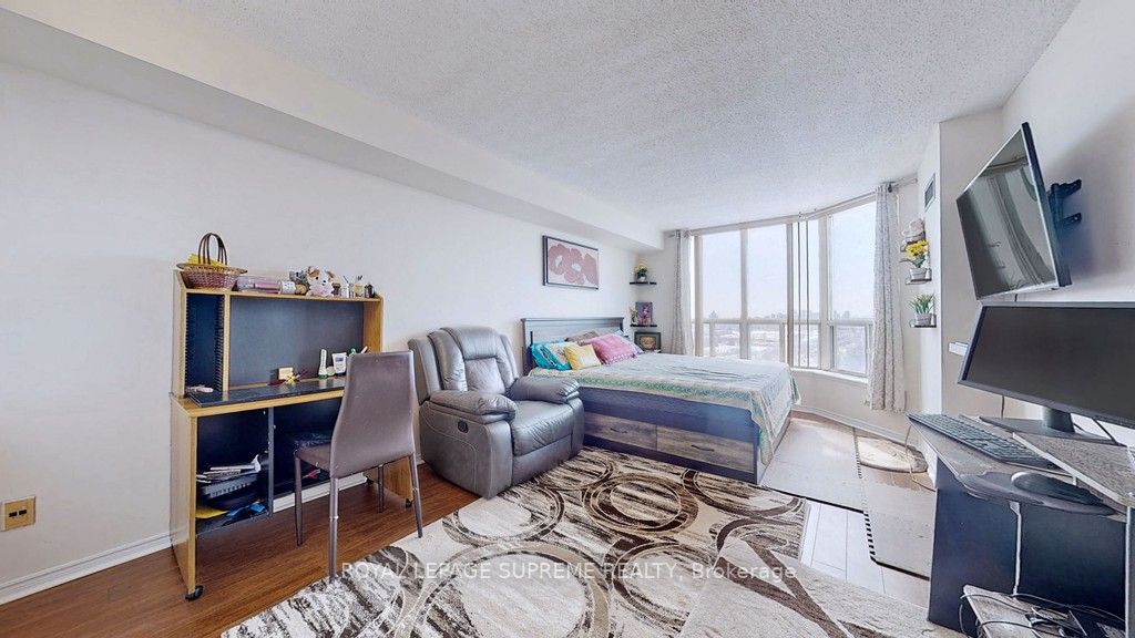 Listing E5901016 - Large Photo # 15