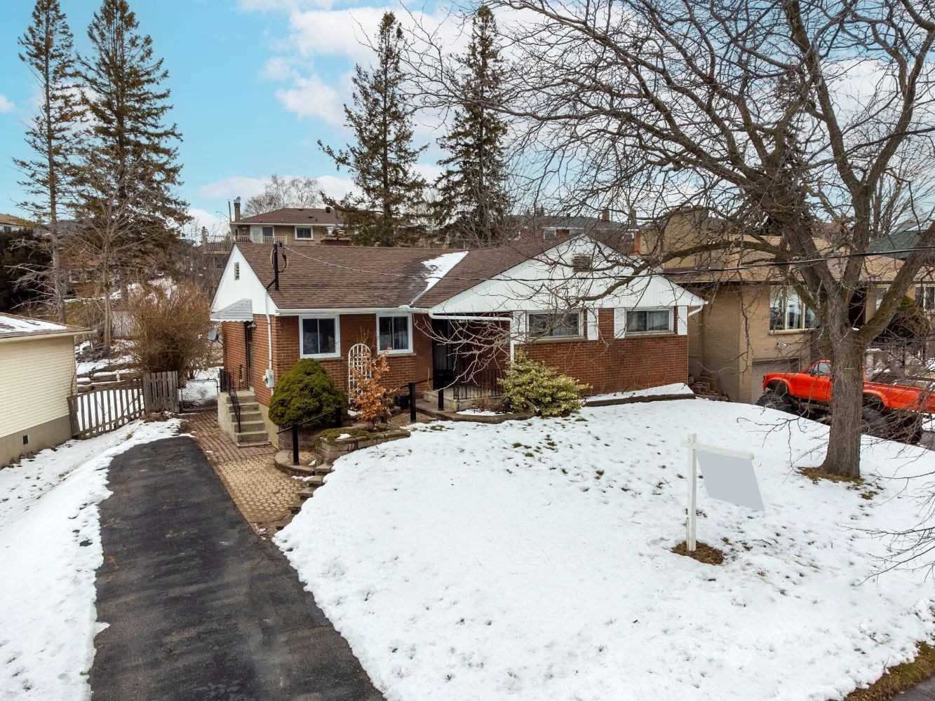 720 Emerson Ave