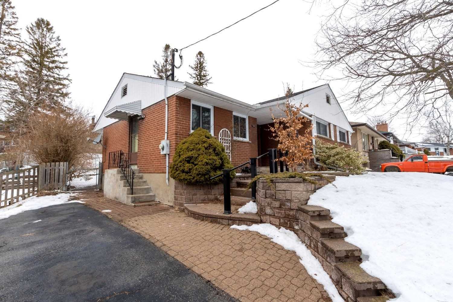 720 Emerson Ave