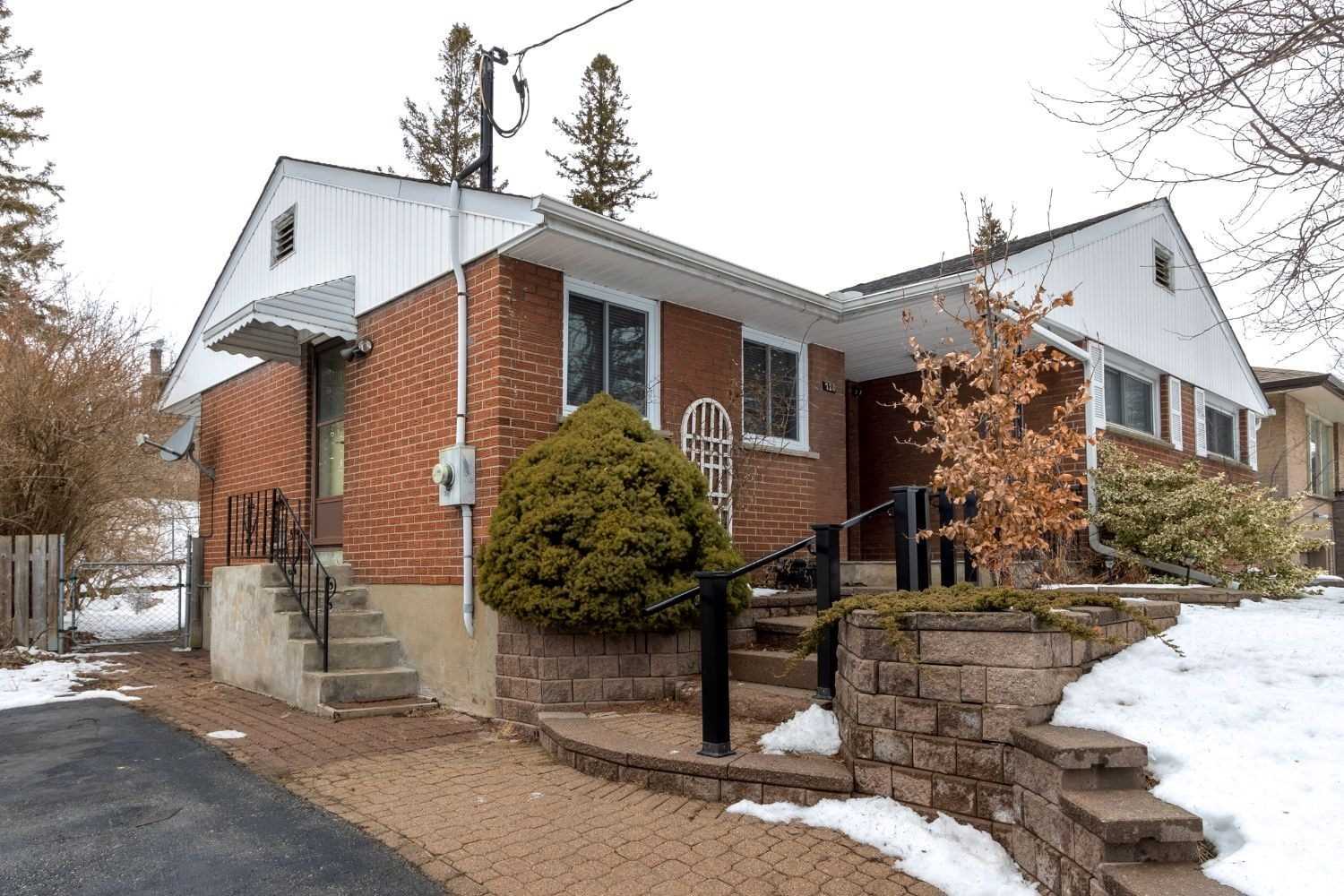 720 Emerson Ave