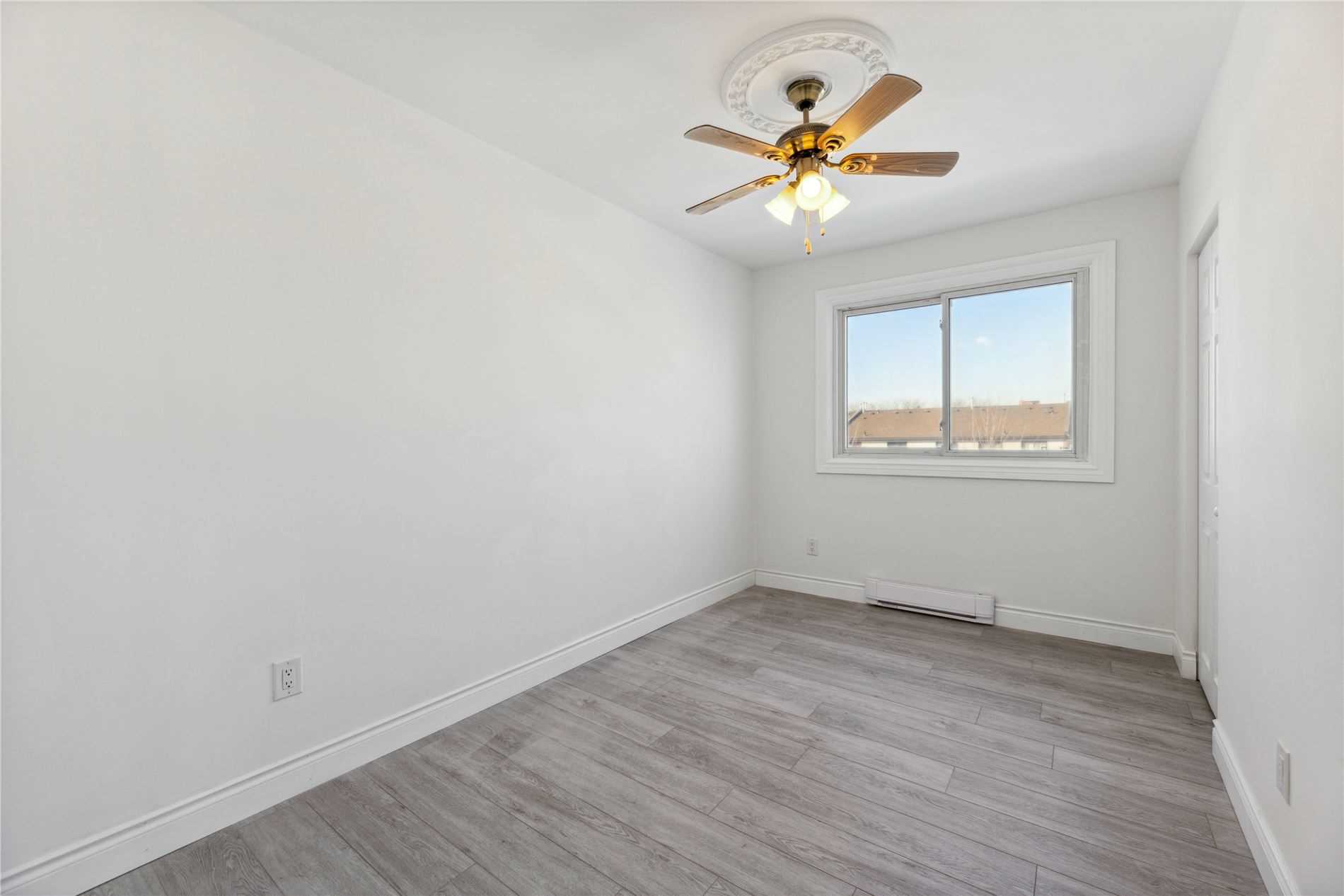 Listing E5903365 - Large Photo # 20