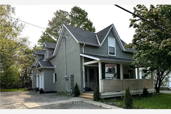 37 Victoria Dr, Uxbridge