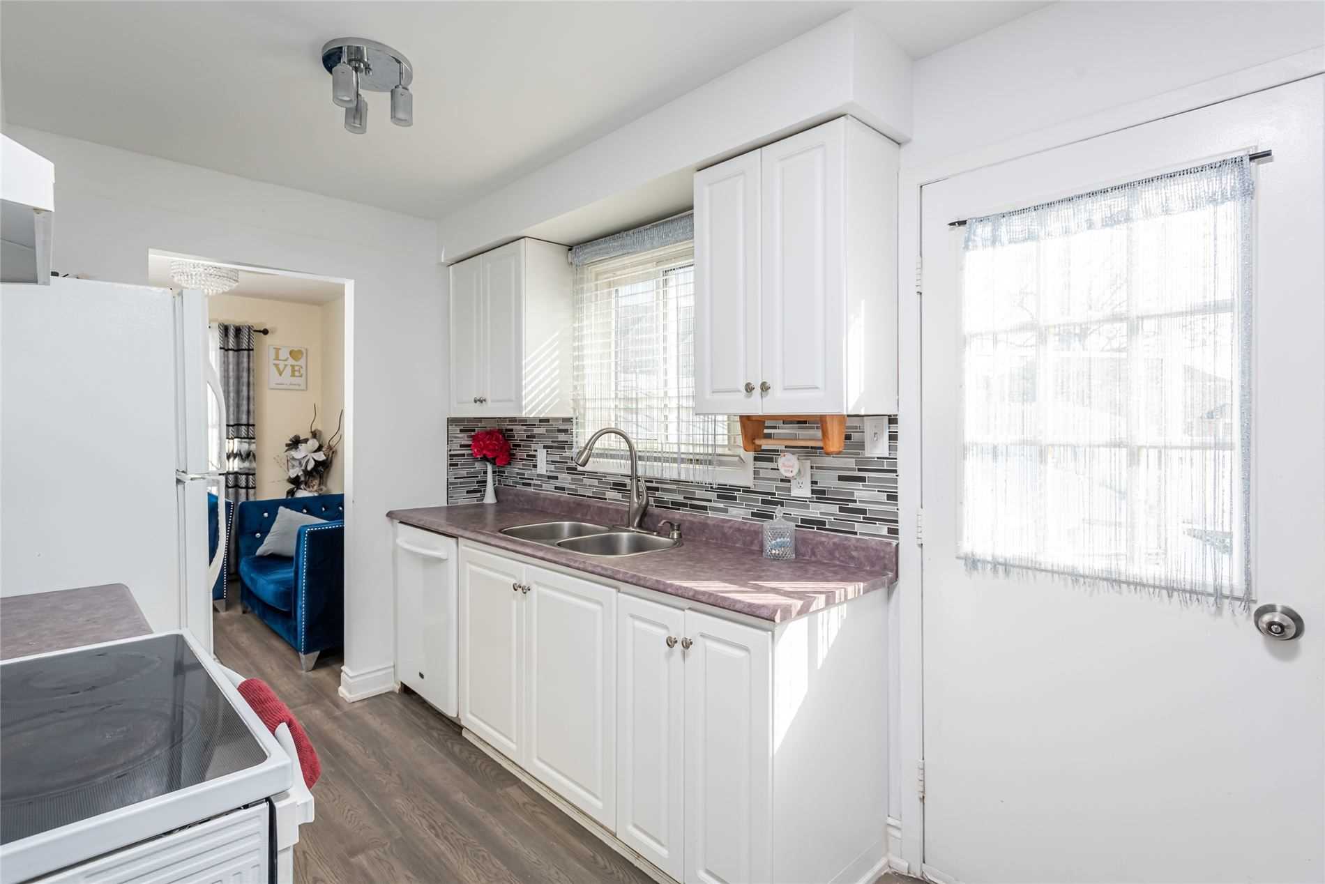 Listing E5904101 - Large Photo # 11