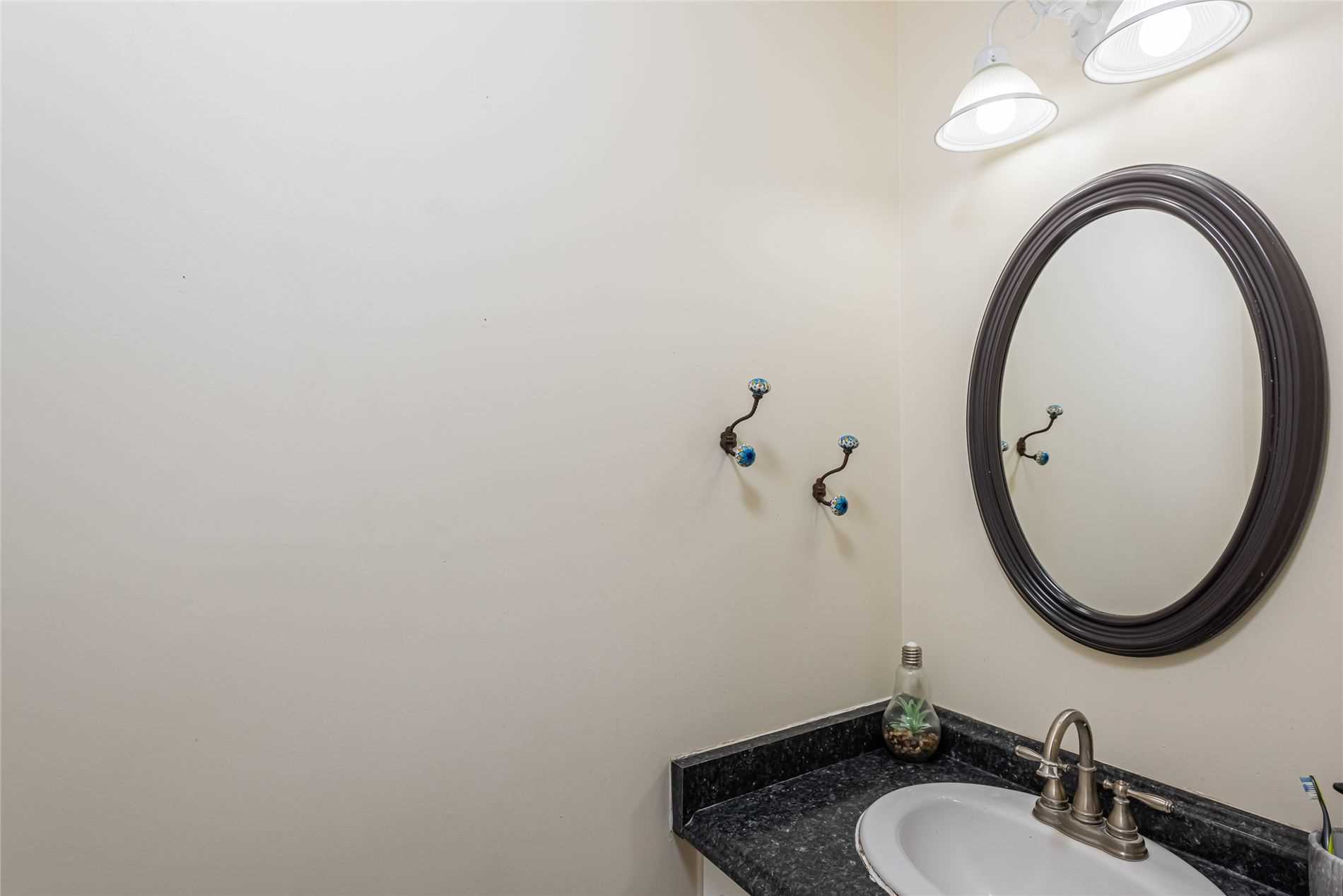 Listing E5904101 - Large Photo # 15