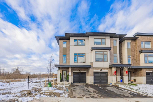 250 Finch Ave, Pickering