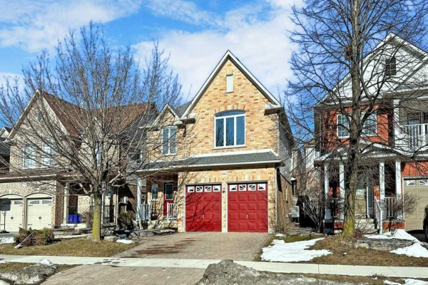 826 Grand Ridge Ave, Oshawa