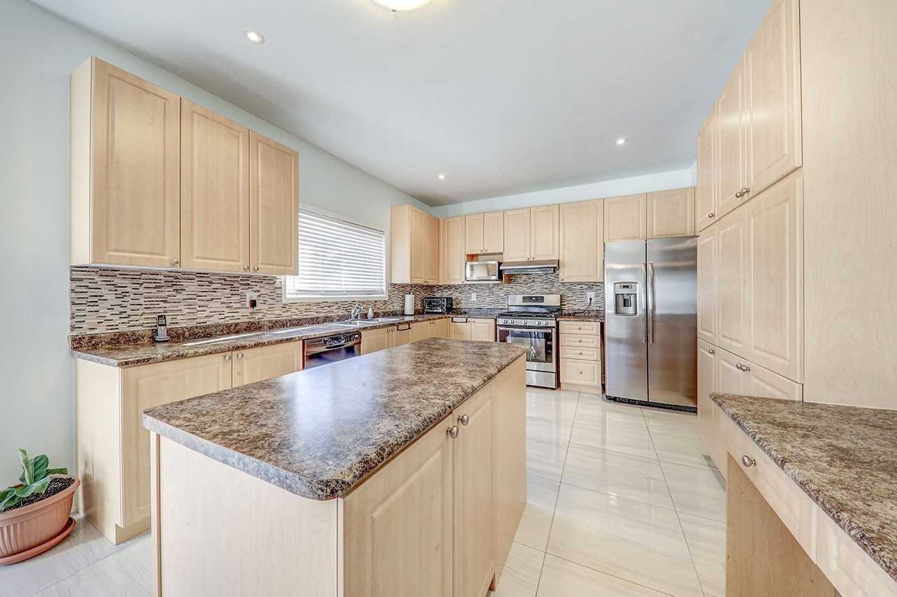 9 Weston Cres