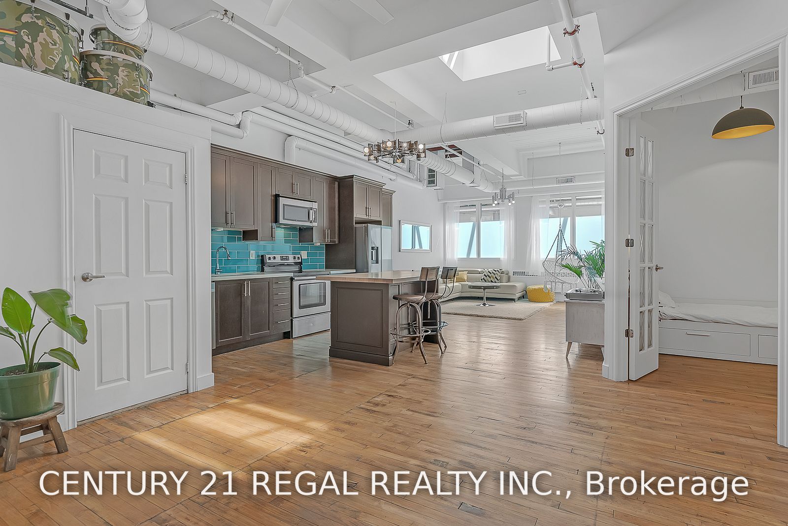 1173 Dundas St E, #236