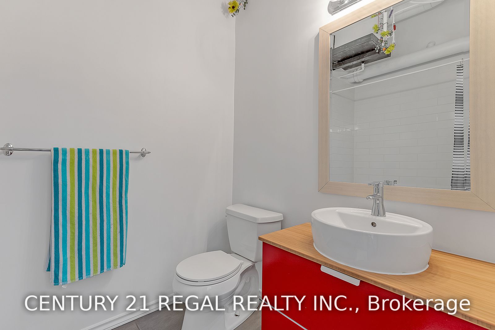 1173 Dundas St E, #236