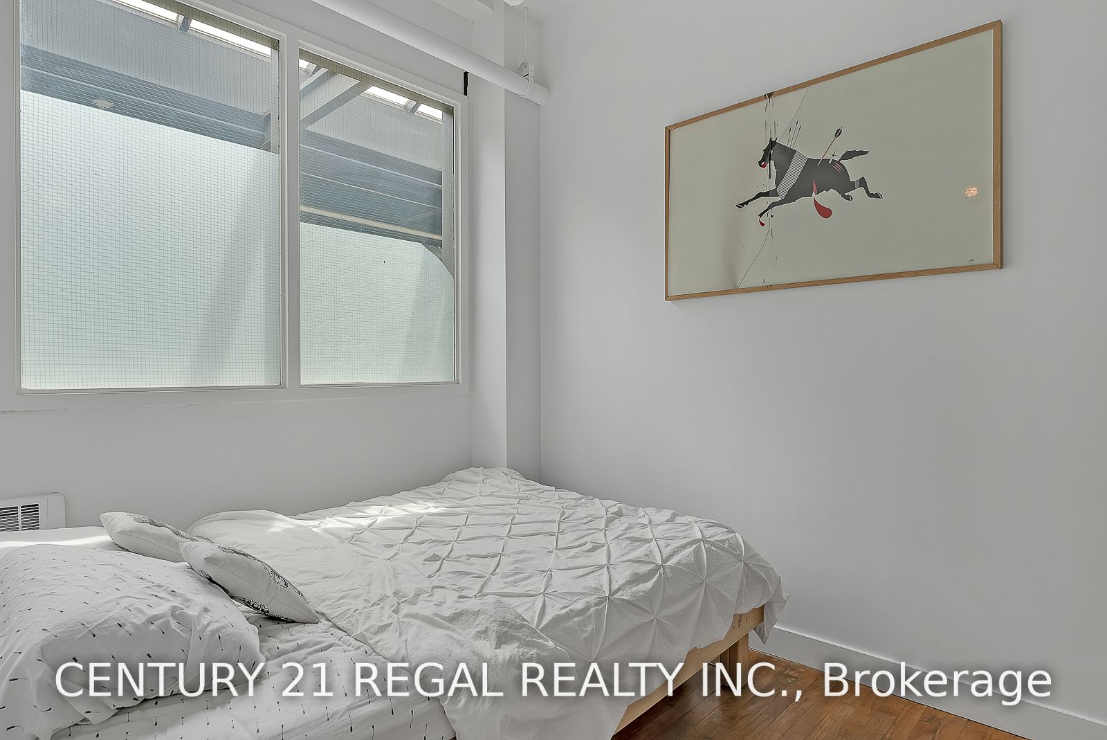 1173 Dundas St E, #236