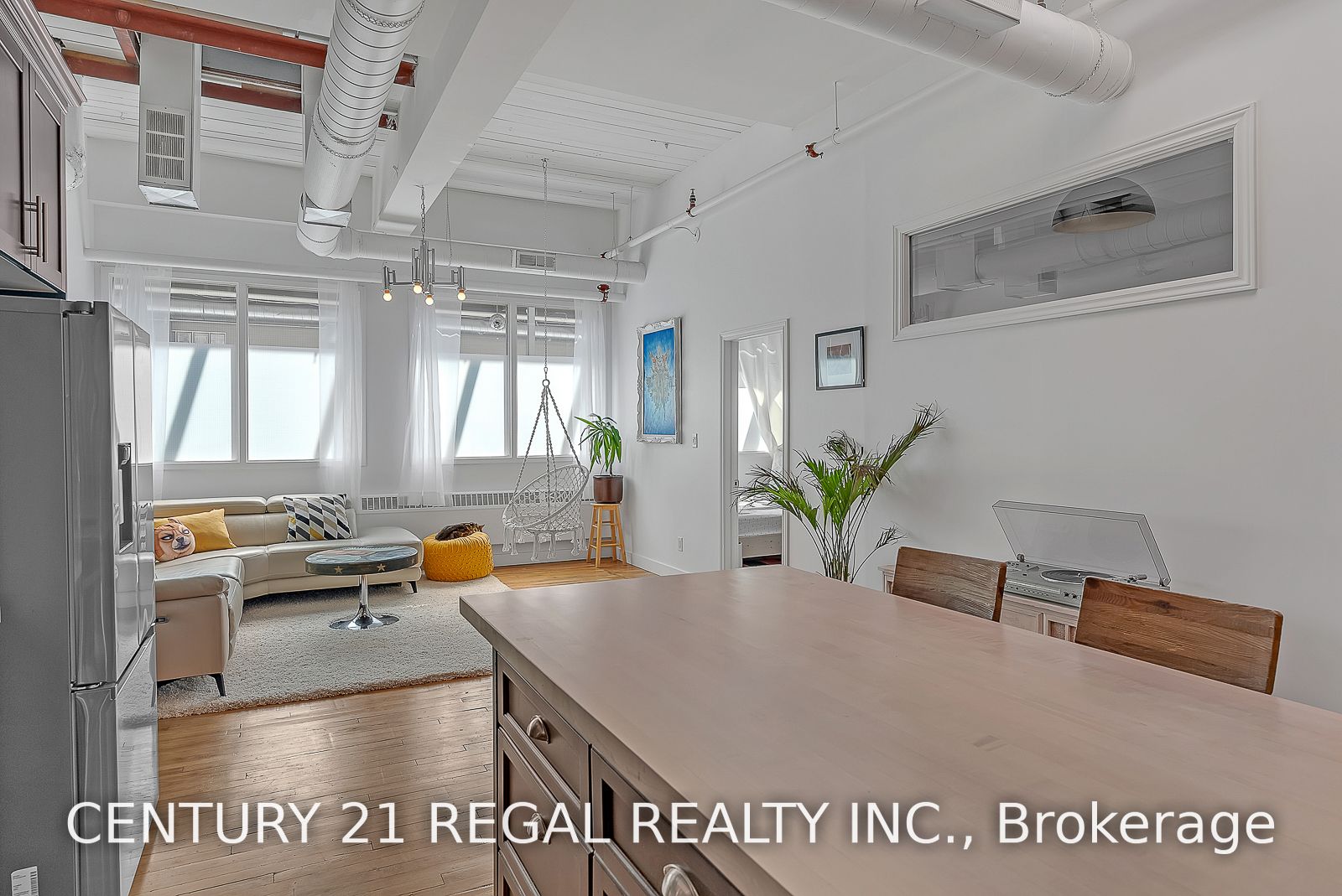1173 Dundas St E, #236