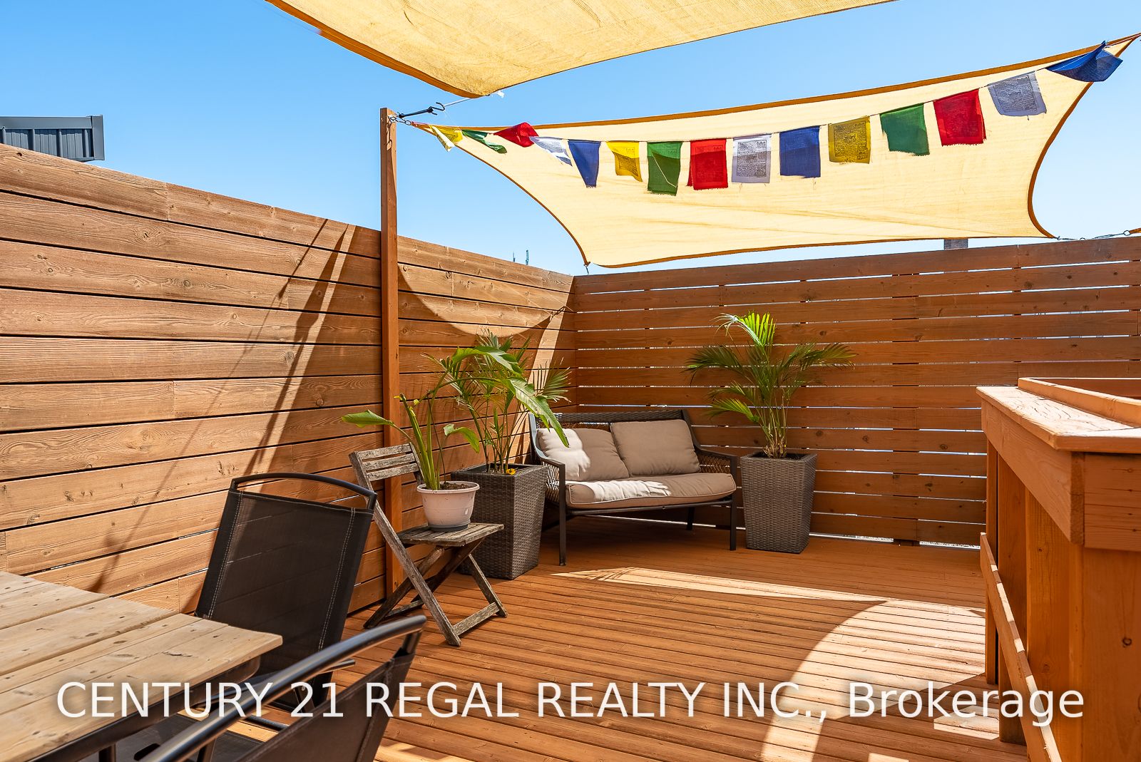 1173 Dundas St E, #236
