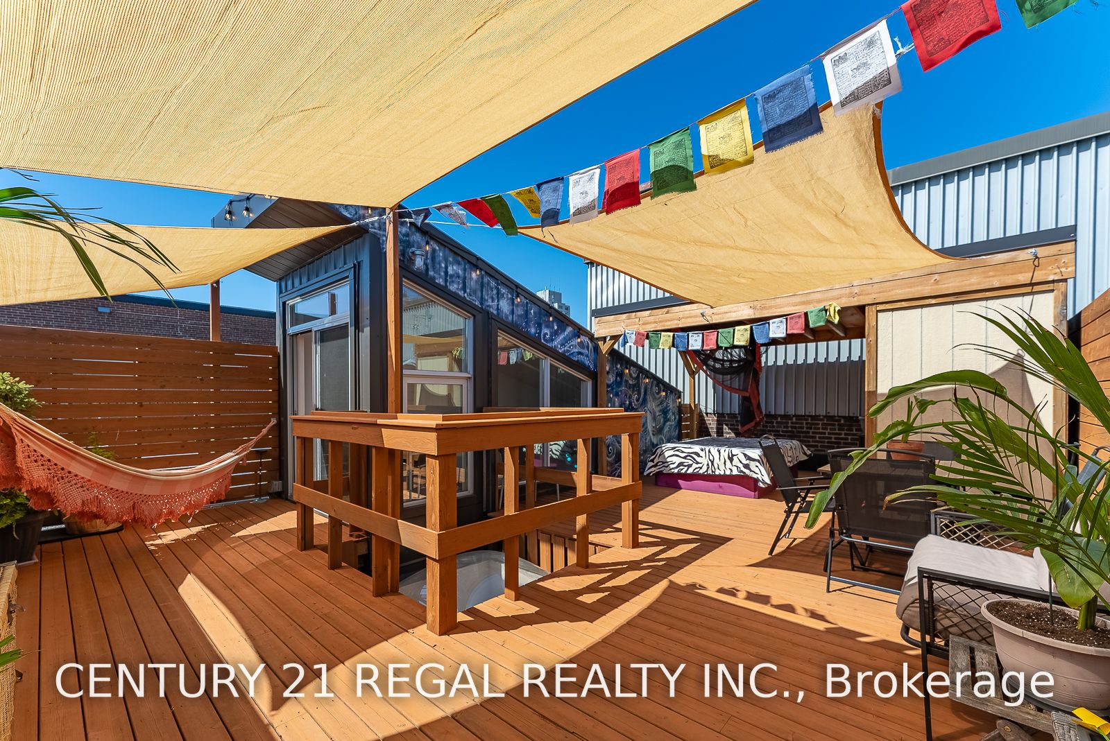1173 Dundas St E, #236