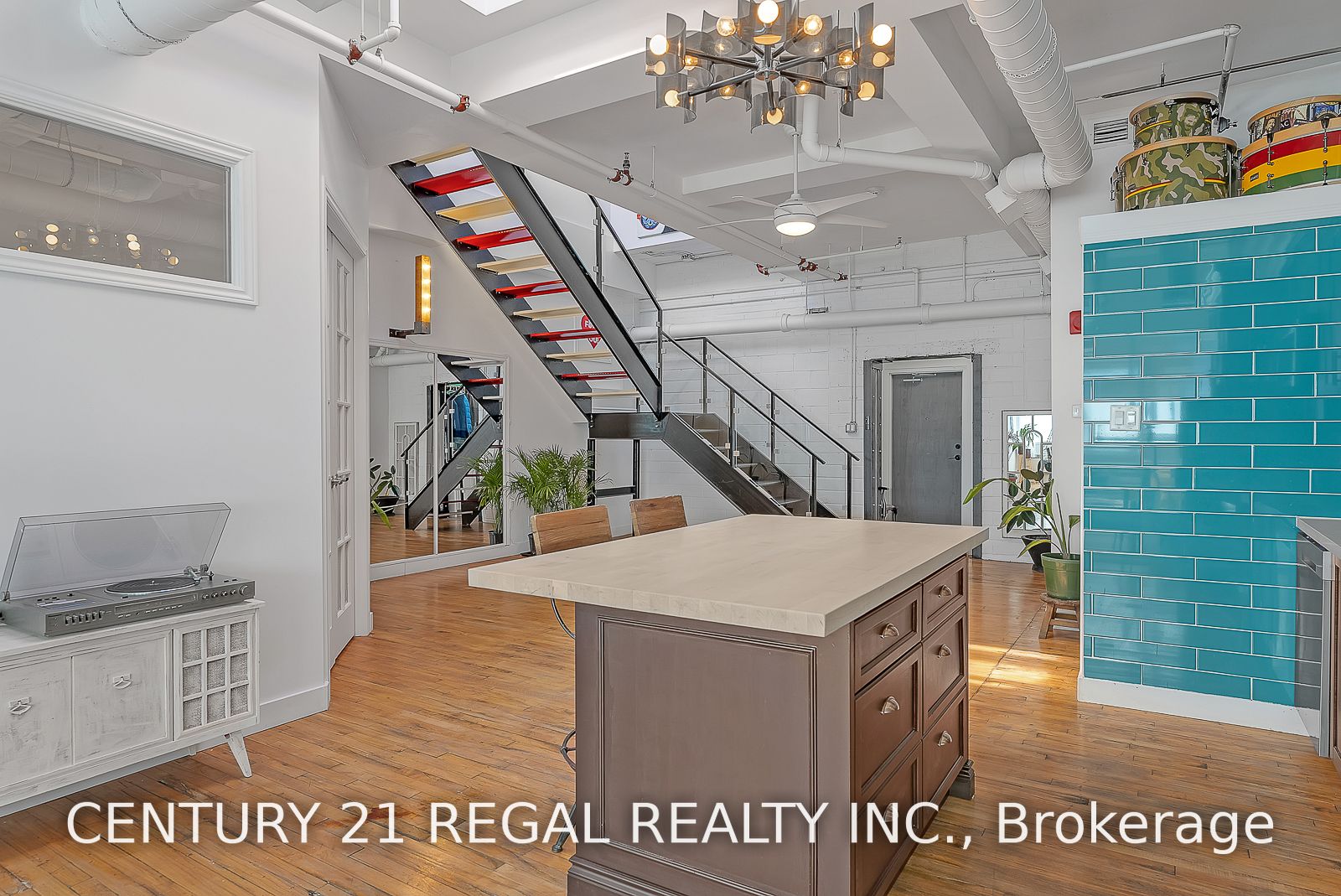 1173 Dundas St E, #236