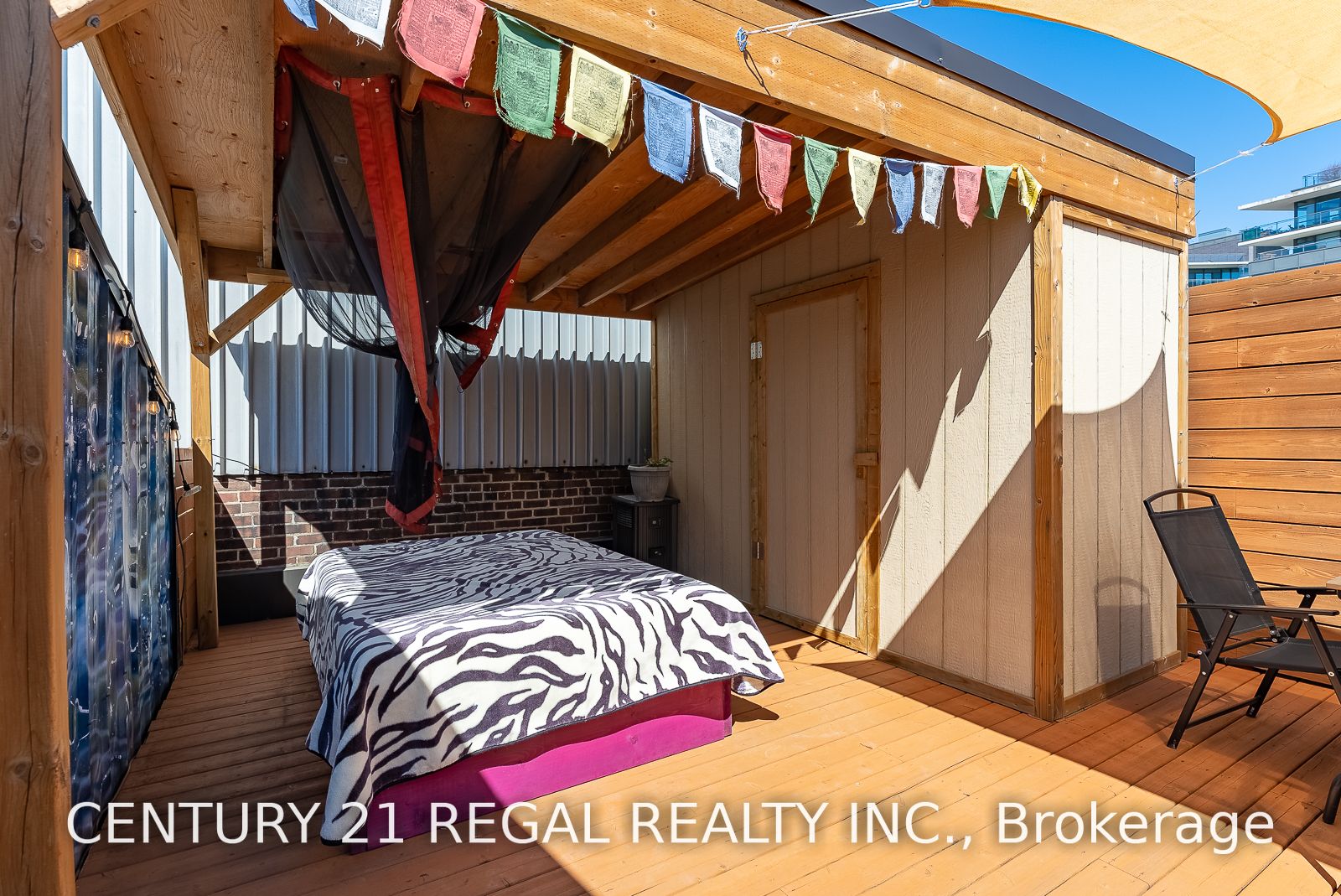 1173 Dundas St E, #236