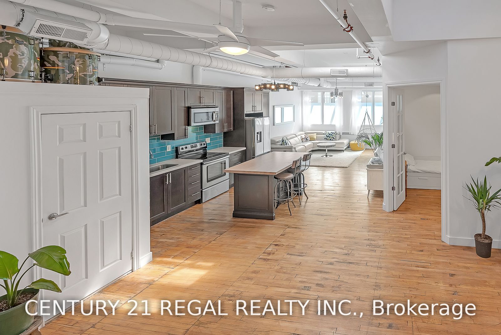 1173 Dundas St E, #236