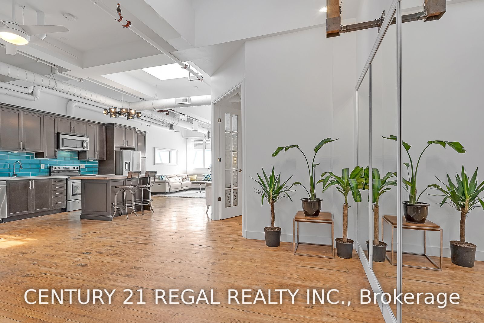 1173 Dundas St E, #236