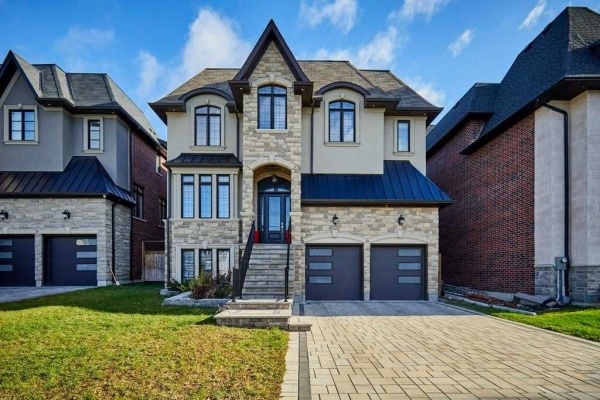 1433 Old Forest Rd, Pickering