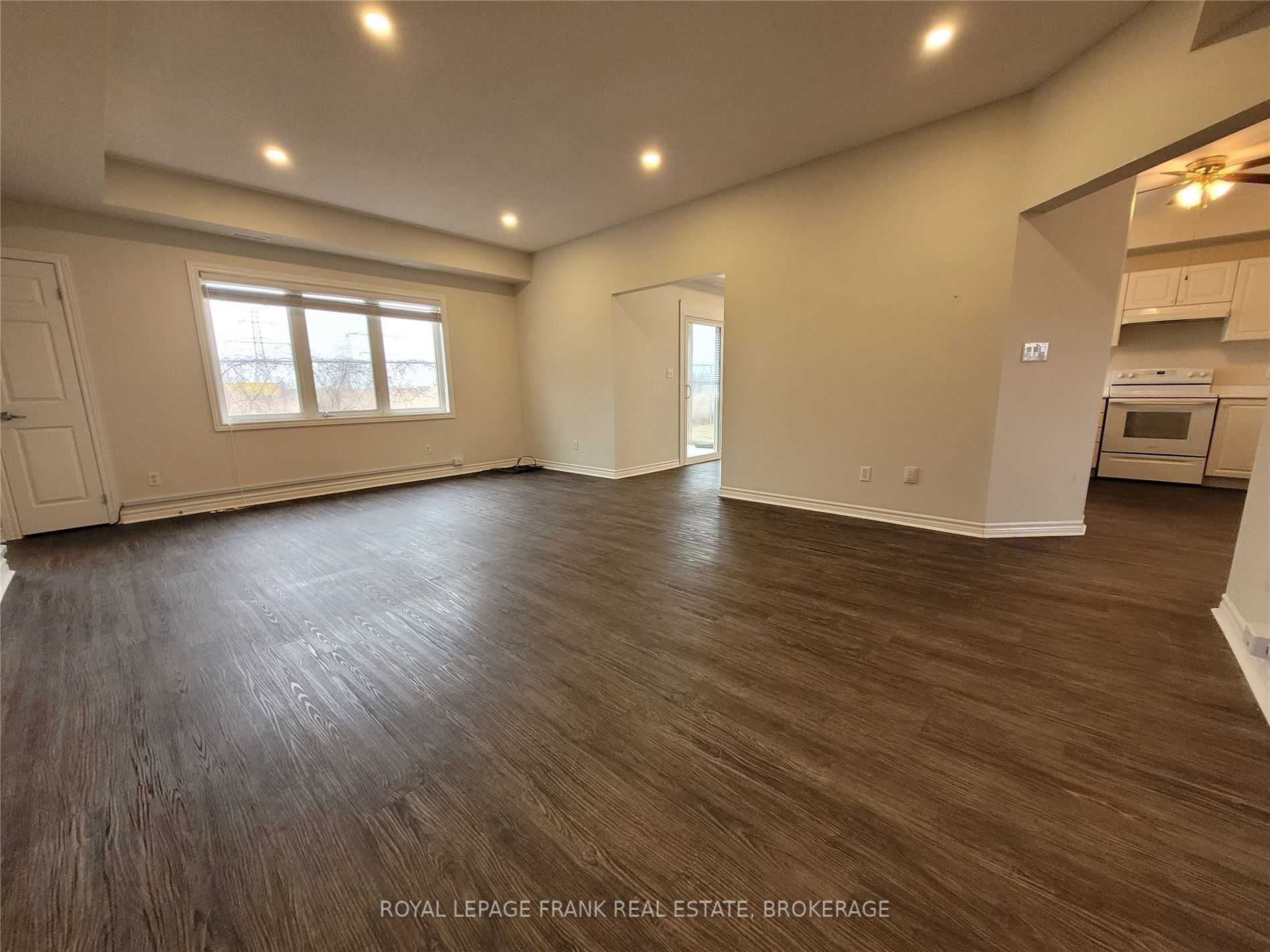 Listing E5910025 - Large Photo # 4