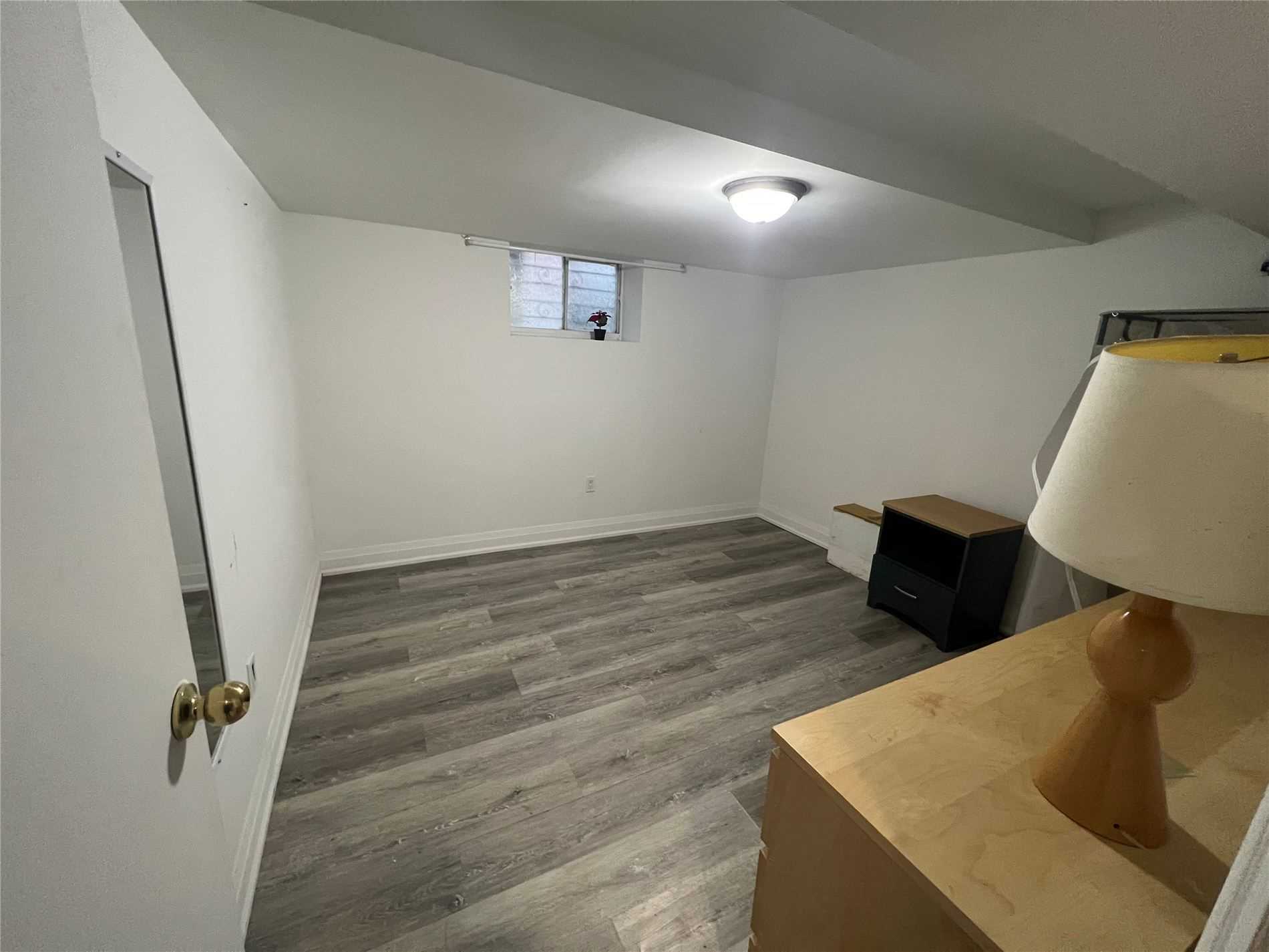 10 Compton Dr, #Bsmt