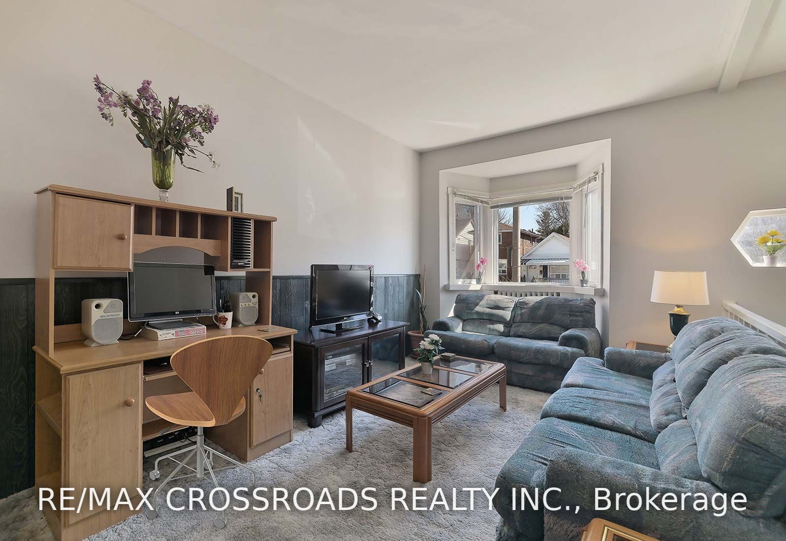 160 King Edward Ave