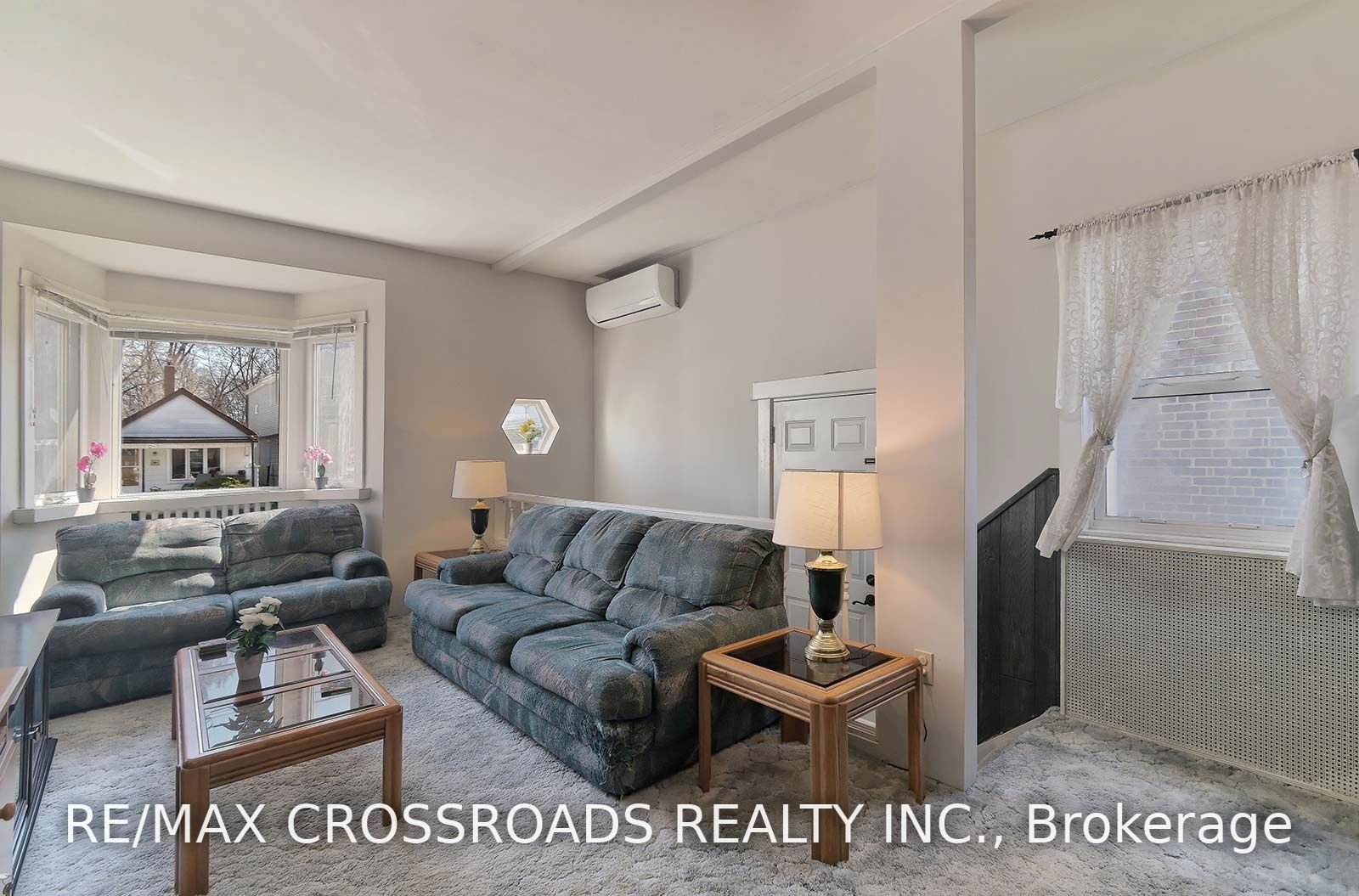 160 King Edward Ave