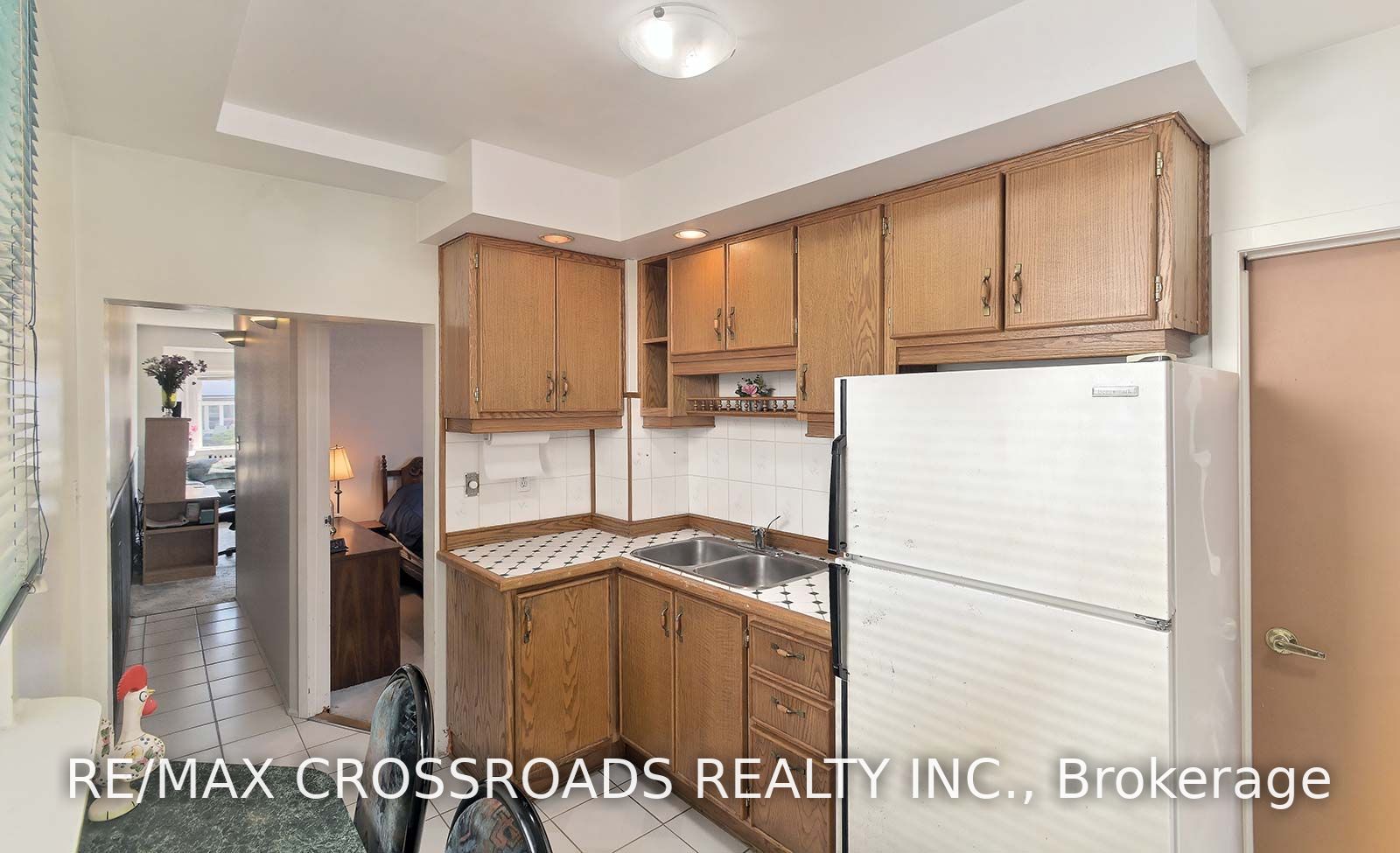 160 King Edward Ave
