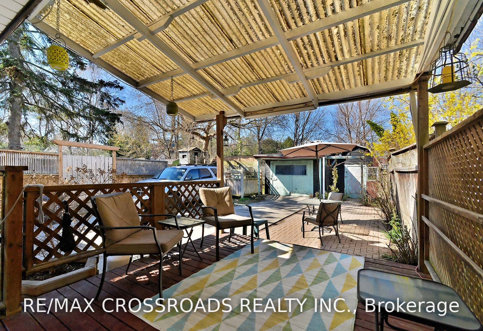 160 King Edward Ave