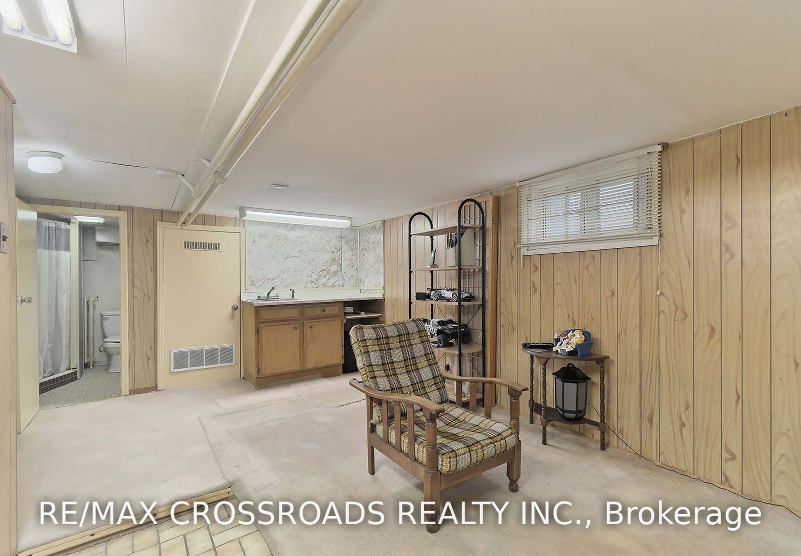 160 King Edward Ave