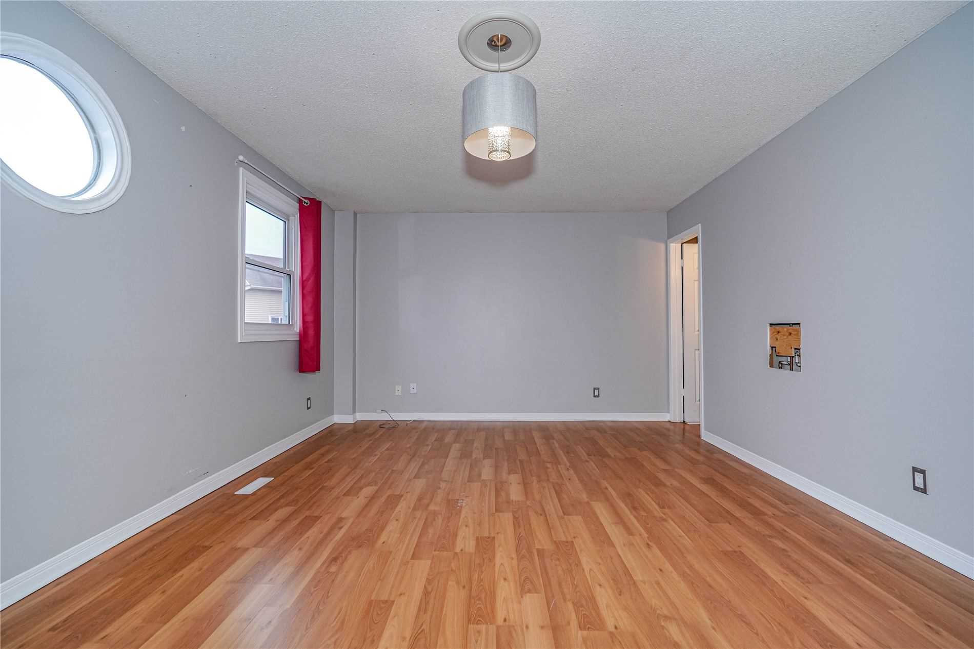Listing E5913849 - Large Photo # 28