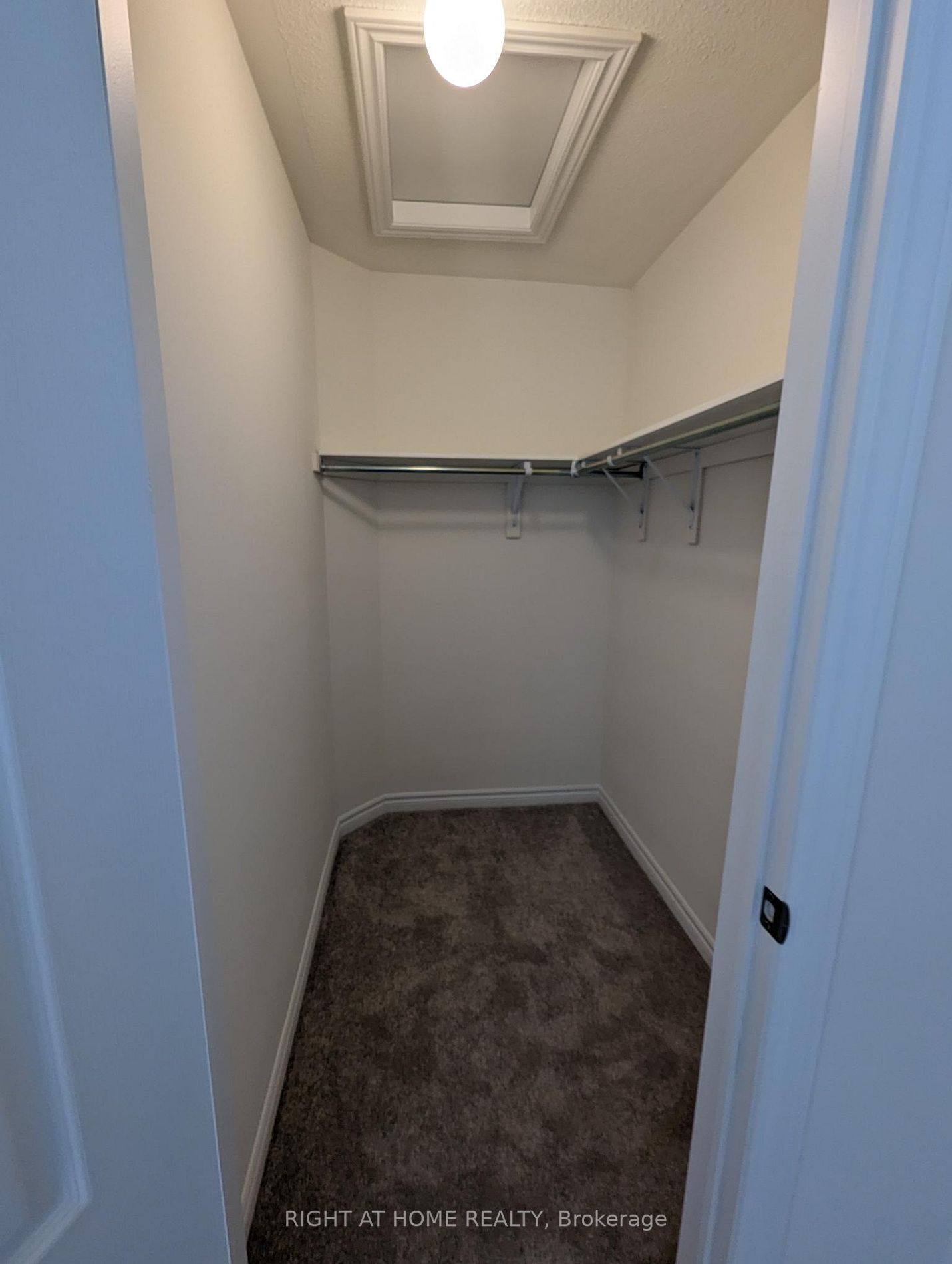 Listing E5915048 - Large Photo # 16