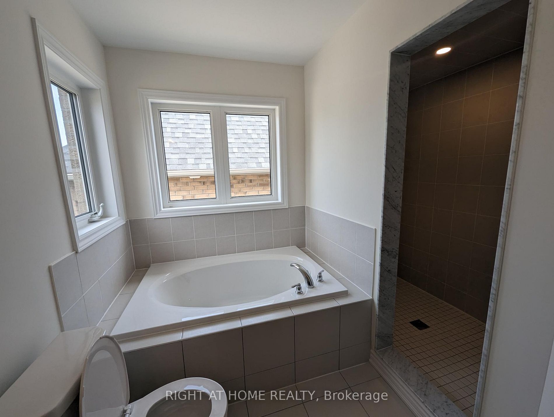 Listing E5915048 - Large Photo # 15