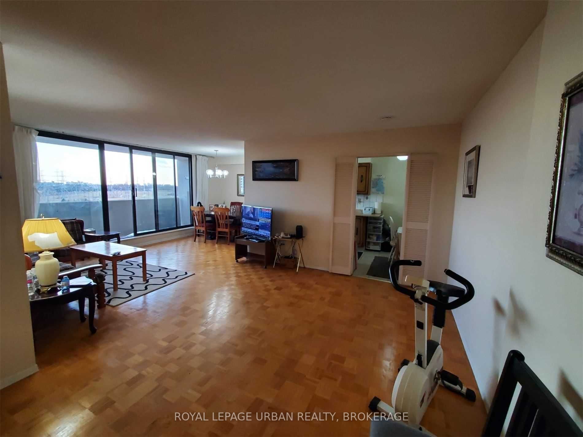 Listing E5915331 - Large Photo # 4