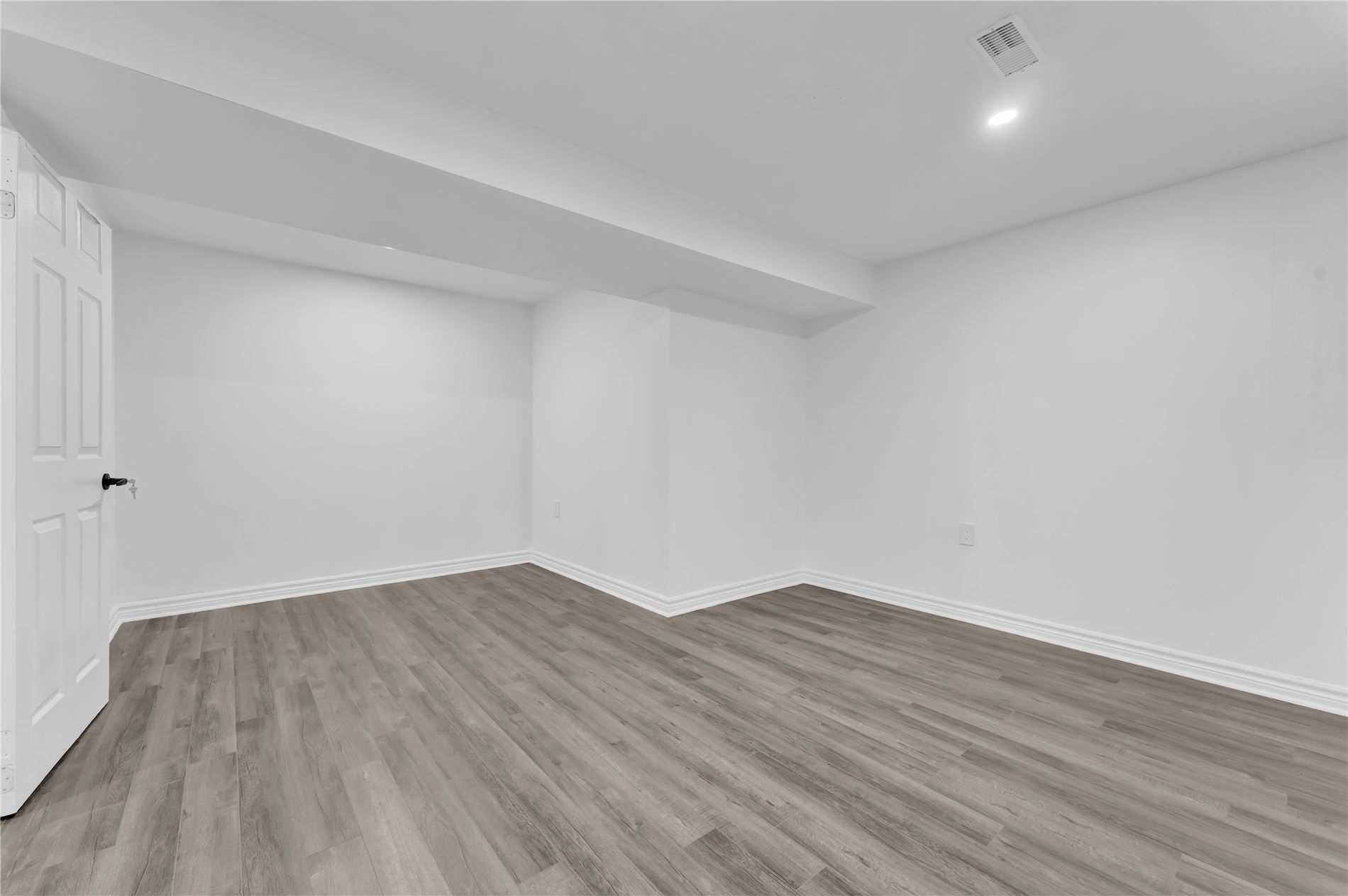 Listing E5916737 - Large Photo # 34