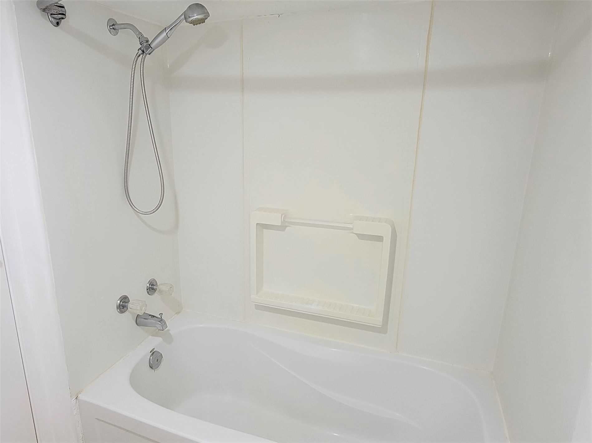 Listing E5916949 - Large Photo # 24