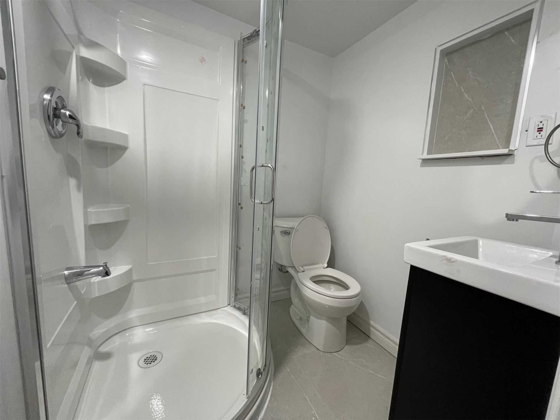 11 Ellington Dr, #Bsmt