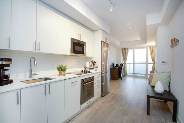 2550 Simcoe St, Oshawa