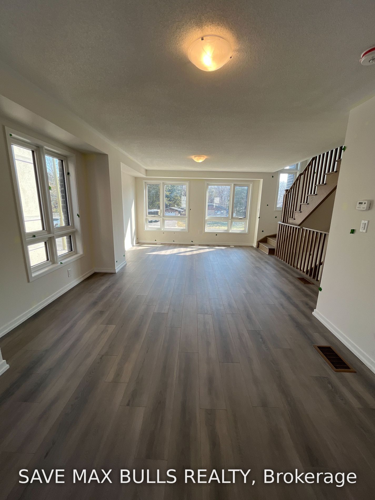 250 Townline Rd N