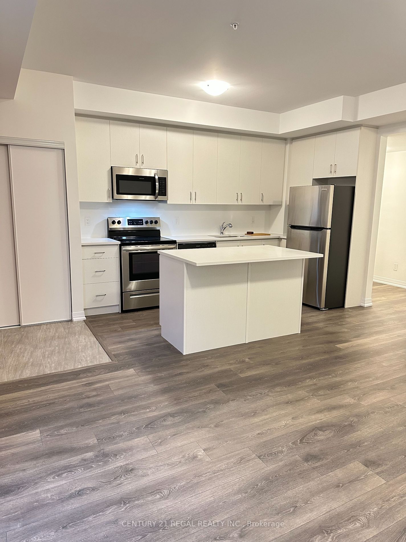 Listing E5920188 - Large Photo # 3