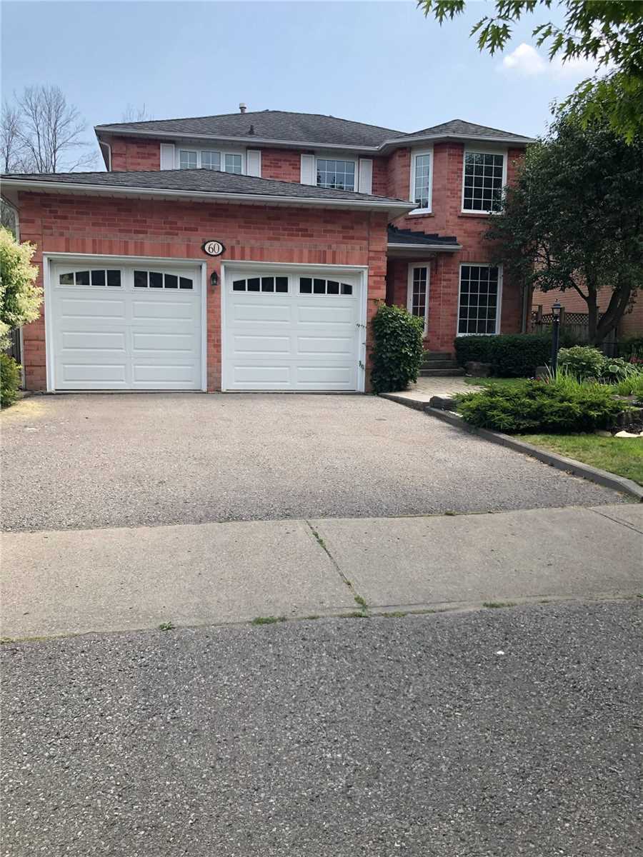 60 Cluett Dr