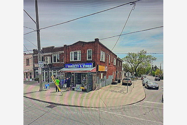 471 Sammon Ave, Toronto