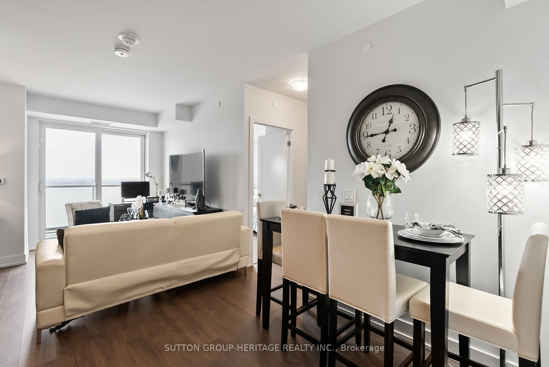 #2218 - 2550 Simcoe St N, Oshawa