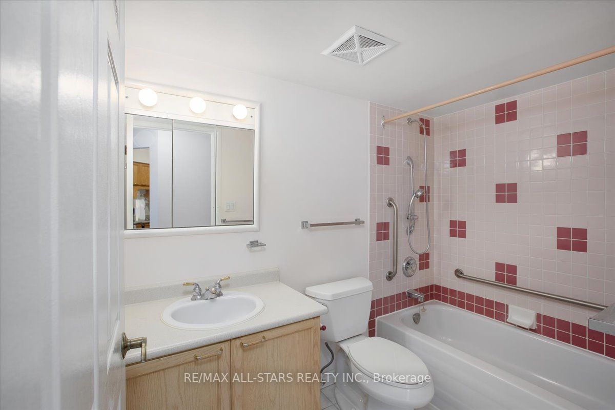 115 Bonis Ave, #413
