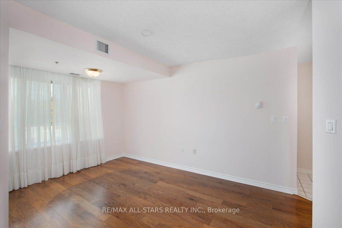 115 Bonis Ave, #413