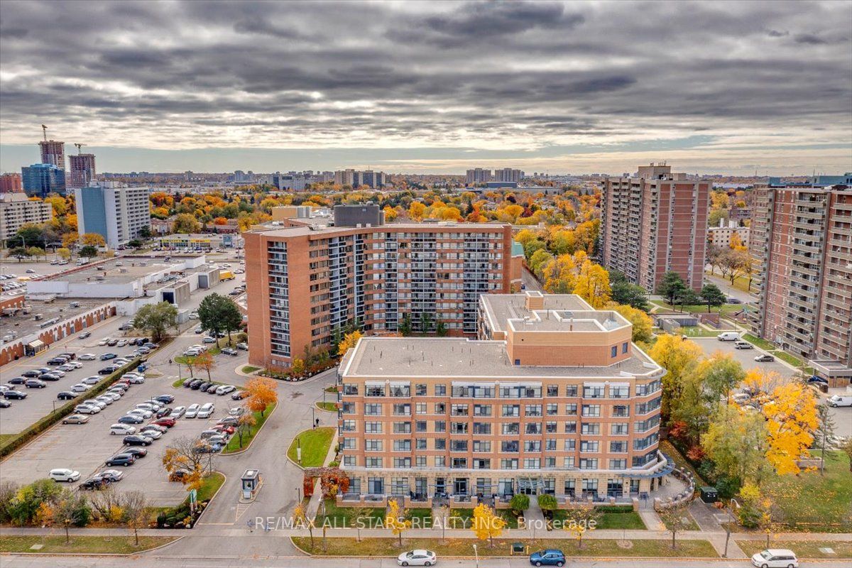 115 Bonis Ave, #413