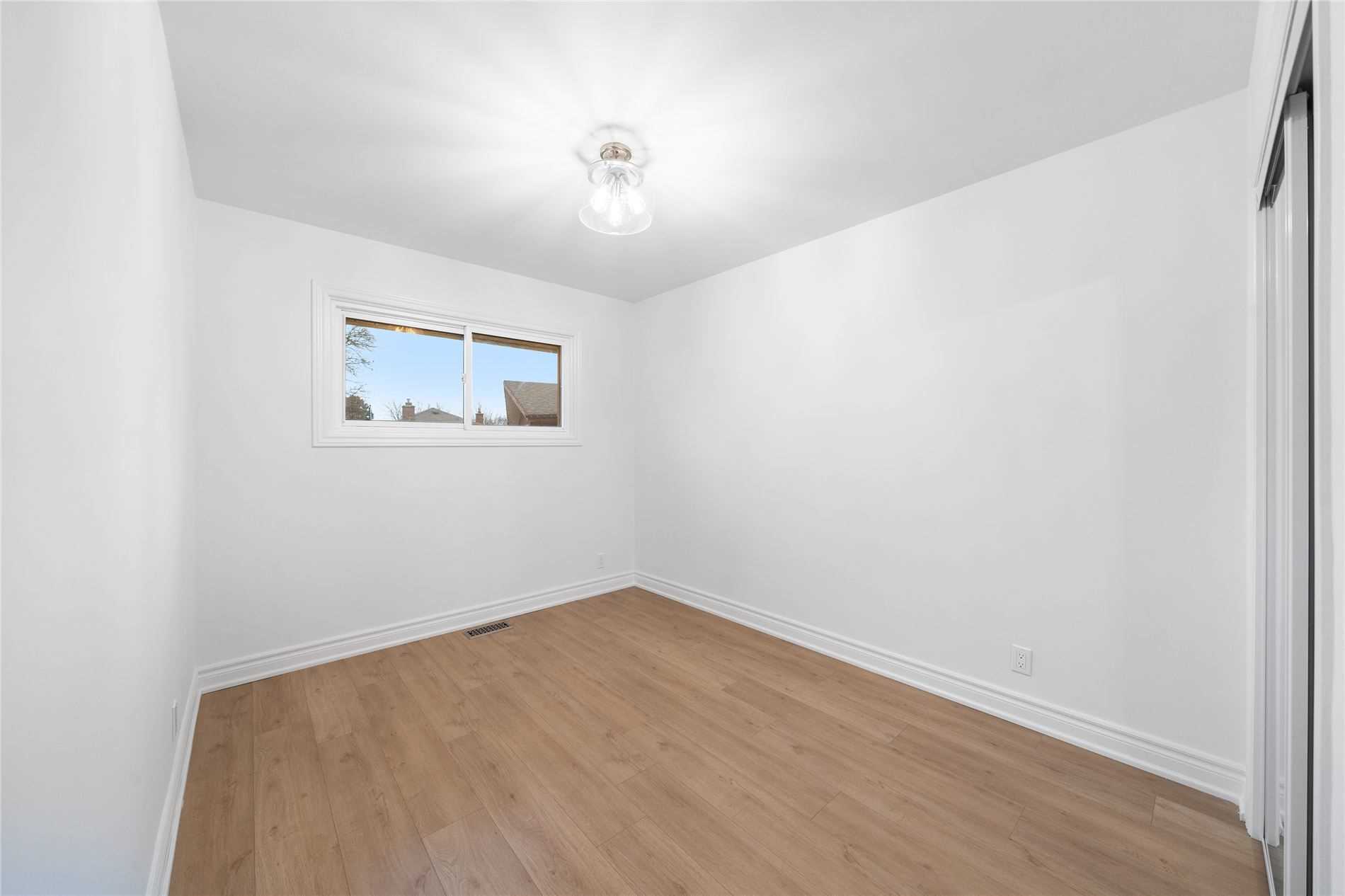 Listing E5923421 - Large Photo # 19